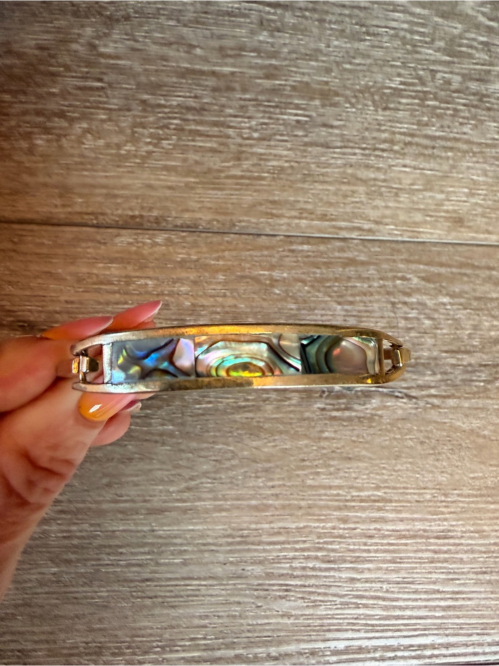 Abalone Inlay Sterling Silver Bangle Bracelet from Mexico– (Iridescent Shell)